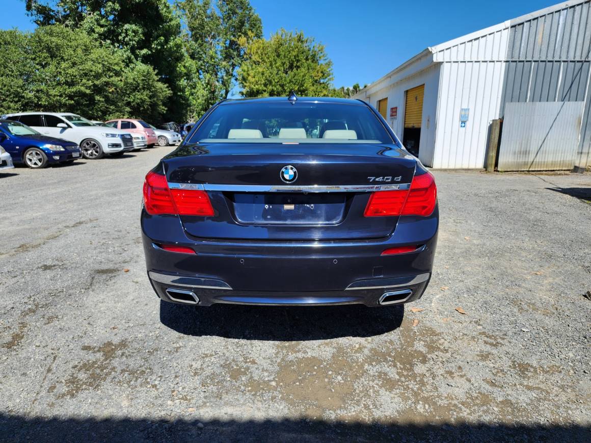 2009 BMW 740D